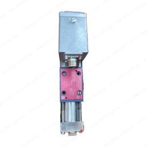 MOOG D633-317B / R04KO1M0NSS2 Direct Drive Servo Valve
