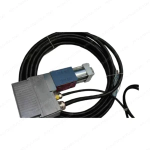 MOOG D636-361-0001 / R02JO1M0HXE2-00J1A2 Servo Proportional Valve