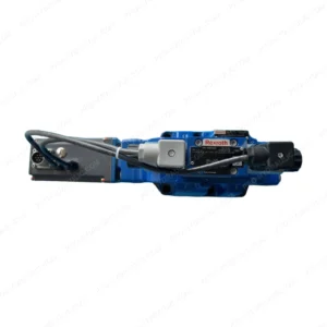 Rexroth 4WRKE25E350L-35/6EG24ETK31/A1D3M / R900704202 Proportional Directional Valve